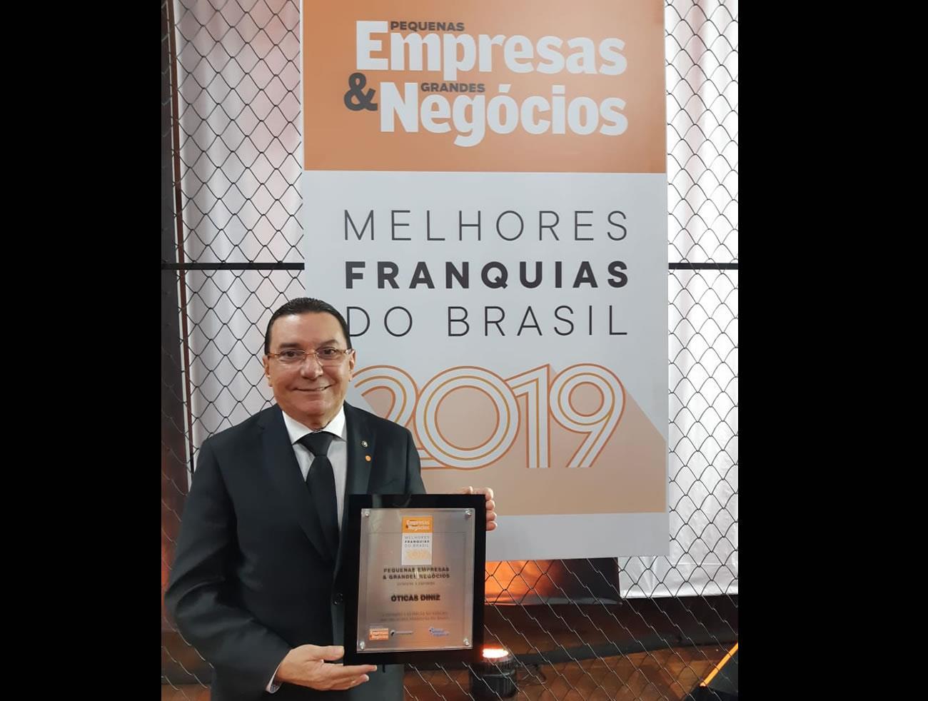Óticas Diniz conquistam o prêmio “Melhores Franquias do Brasil 2019”