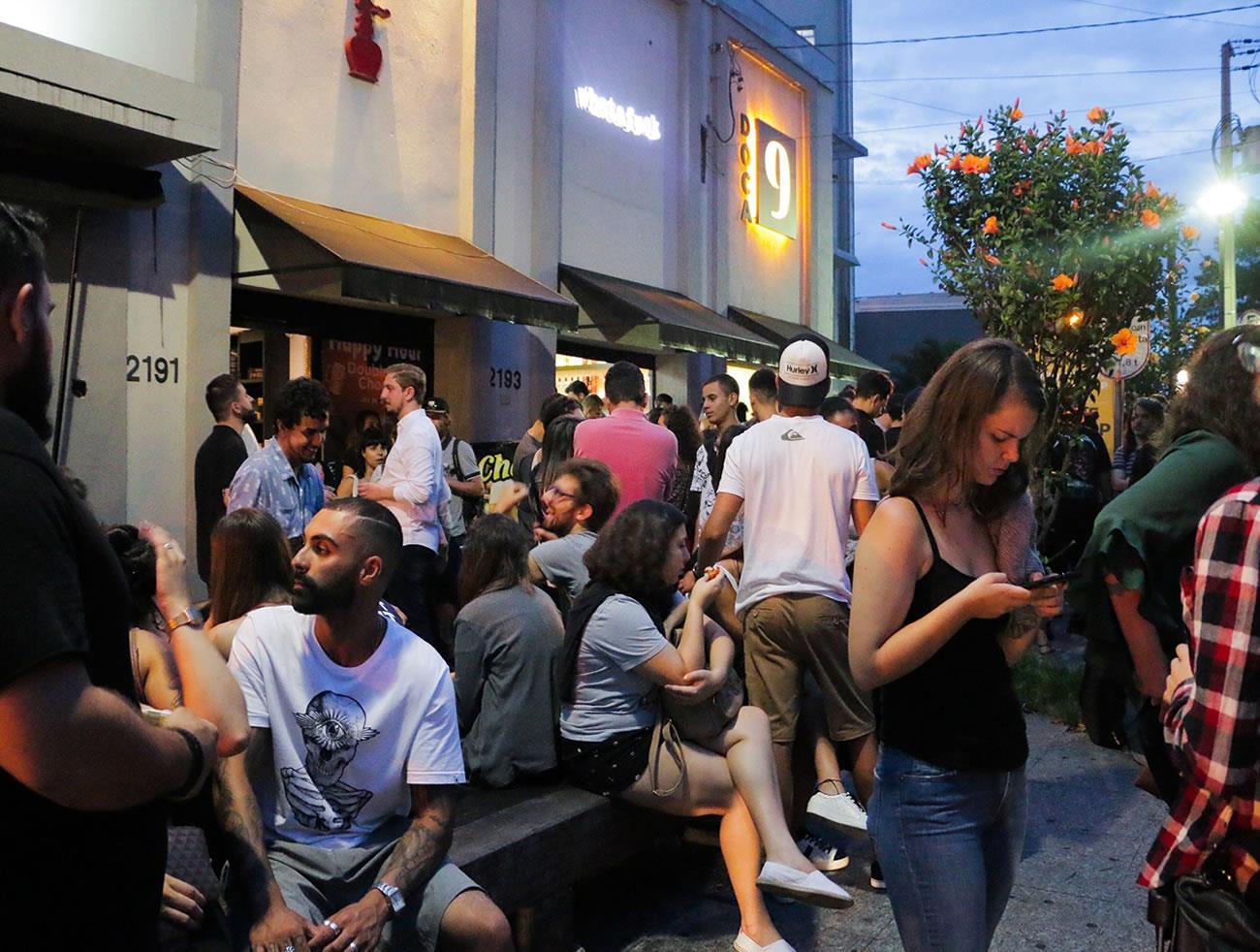 Rede de hambúrguer artesanal de Curitiba inaugura nova loja