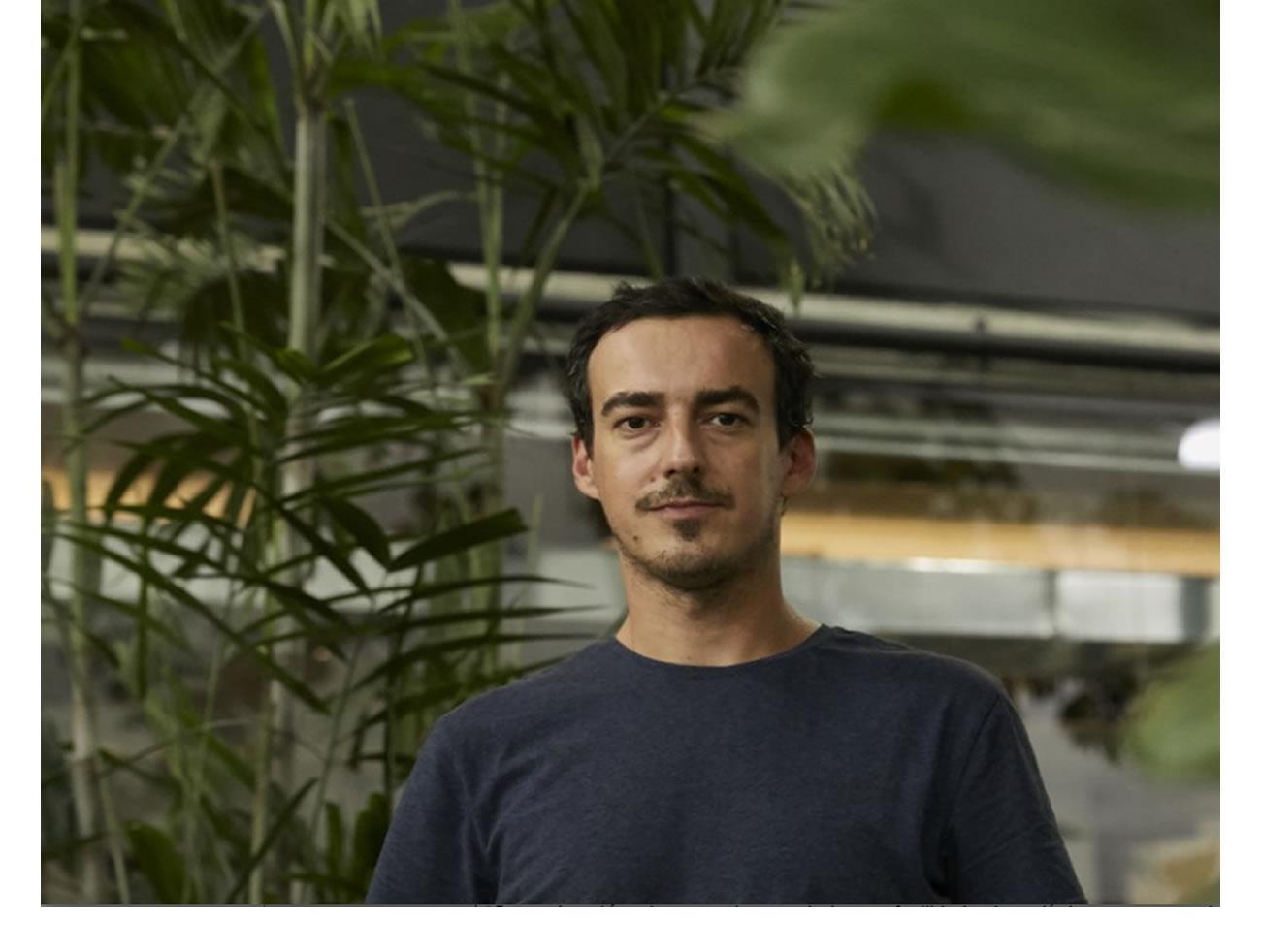 Luis Mermet é o novo diretor de cena da Paranoid