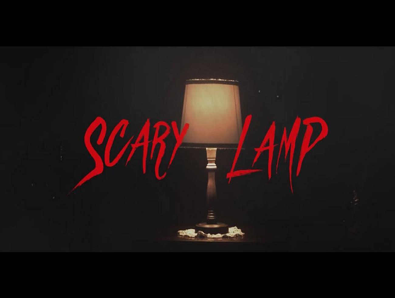 MULLENLOWE LANÇA ABAJUR QUE DÁ SUSTOS DURANTE FILMES DE TERROR