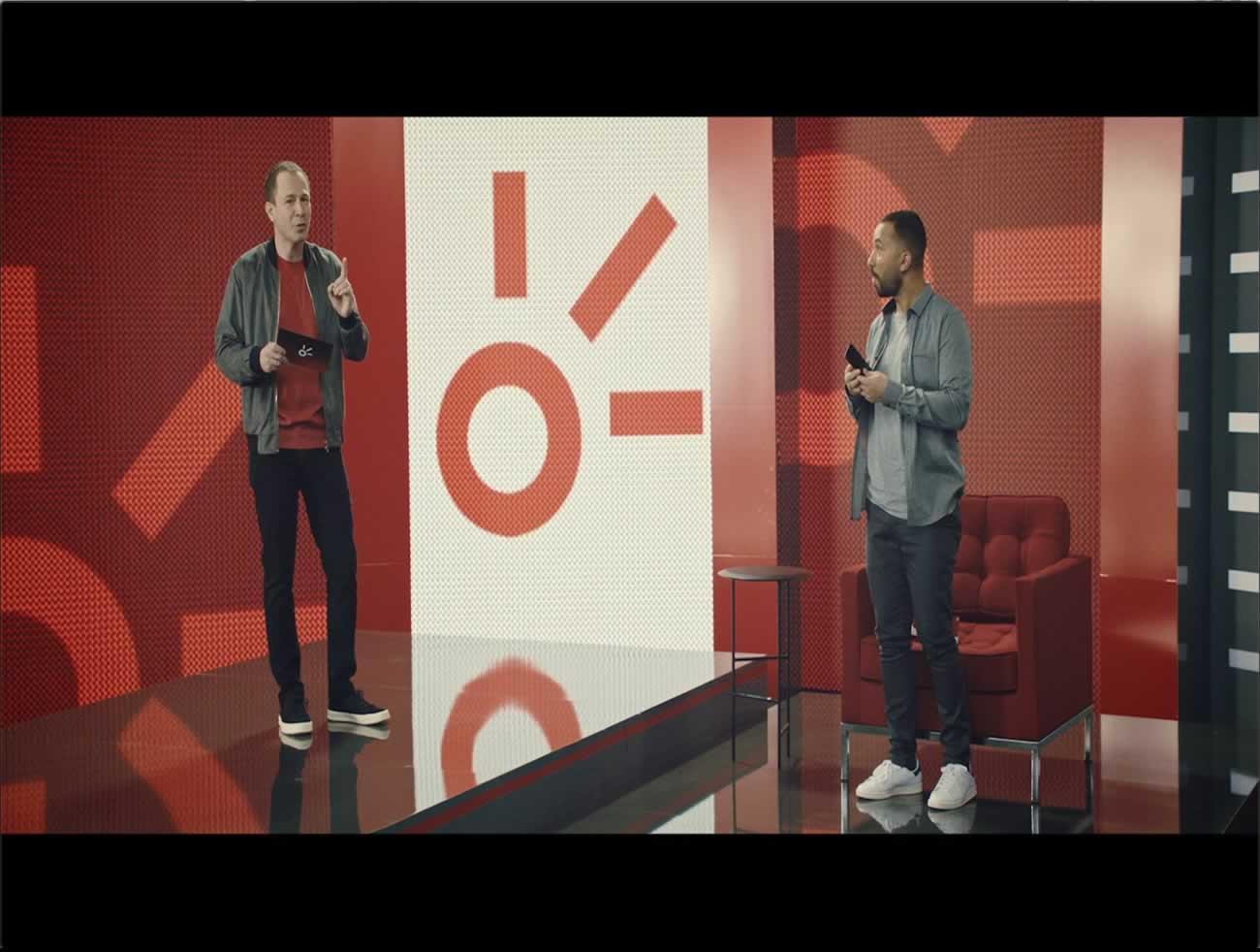 LEIFERT E VIGOR ANUNCIAM CLARO E MOTOROLA PELA TALENT MARCEL