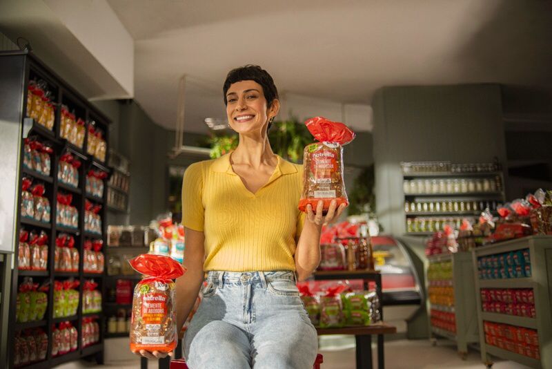 DENTSU MOSTRA NUTRELLA COM PÃO “TODO NATURAL”