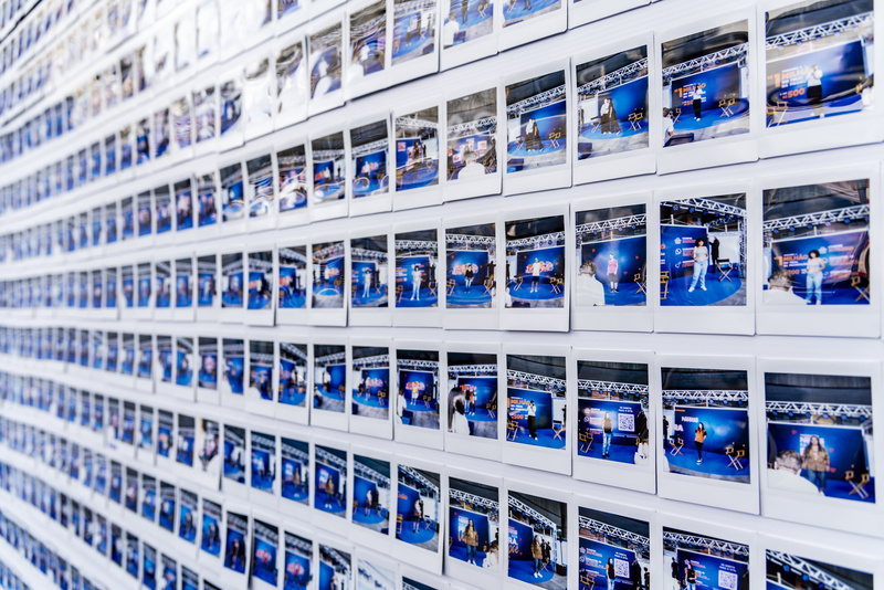 MURAL DE FOTOS DA NESTLÉ QUEBRA RECORD GUINESS