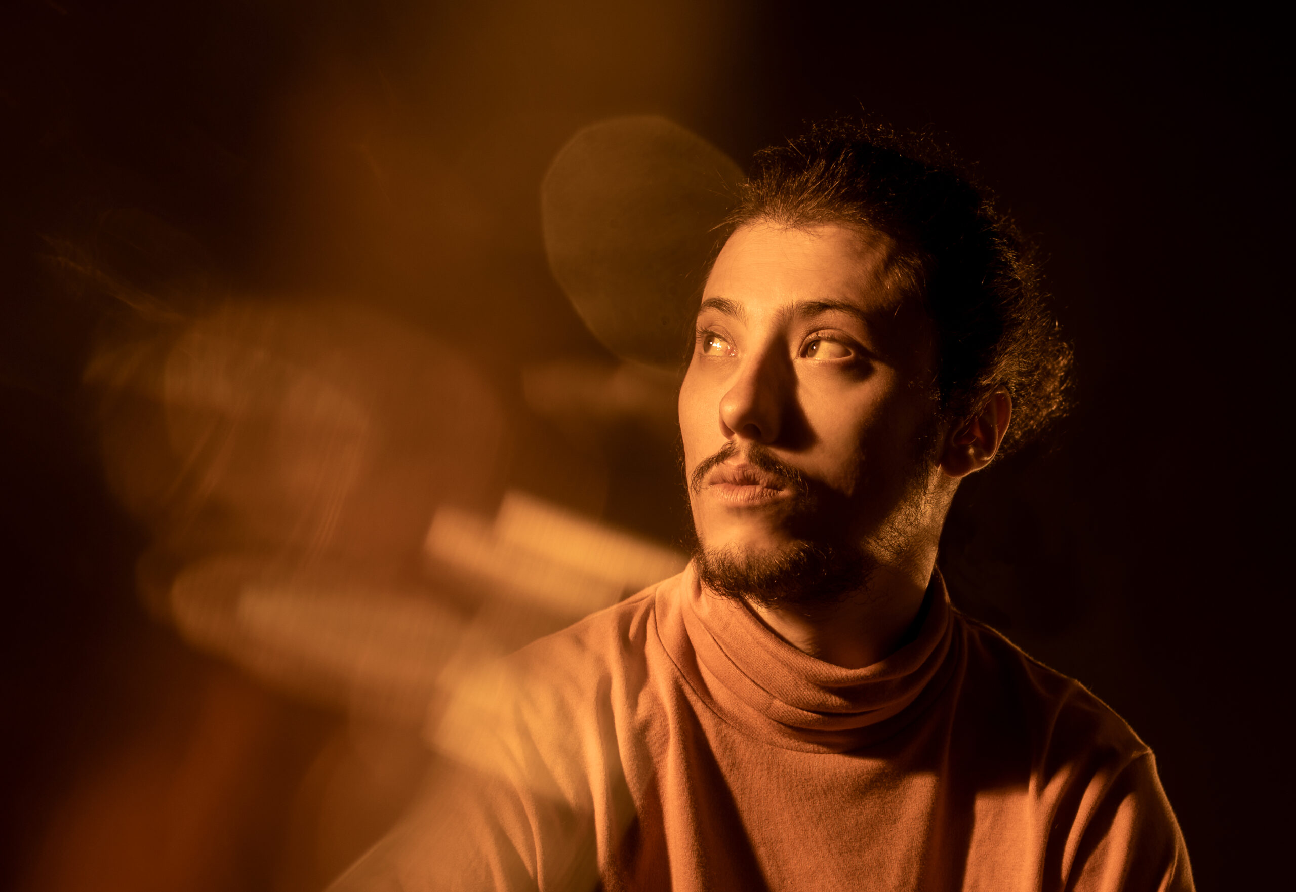 PRODUTORA IMMIGRANT TEM NOVO DIRETOR DE CENA