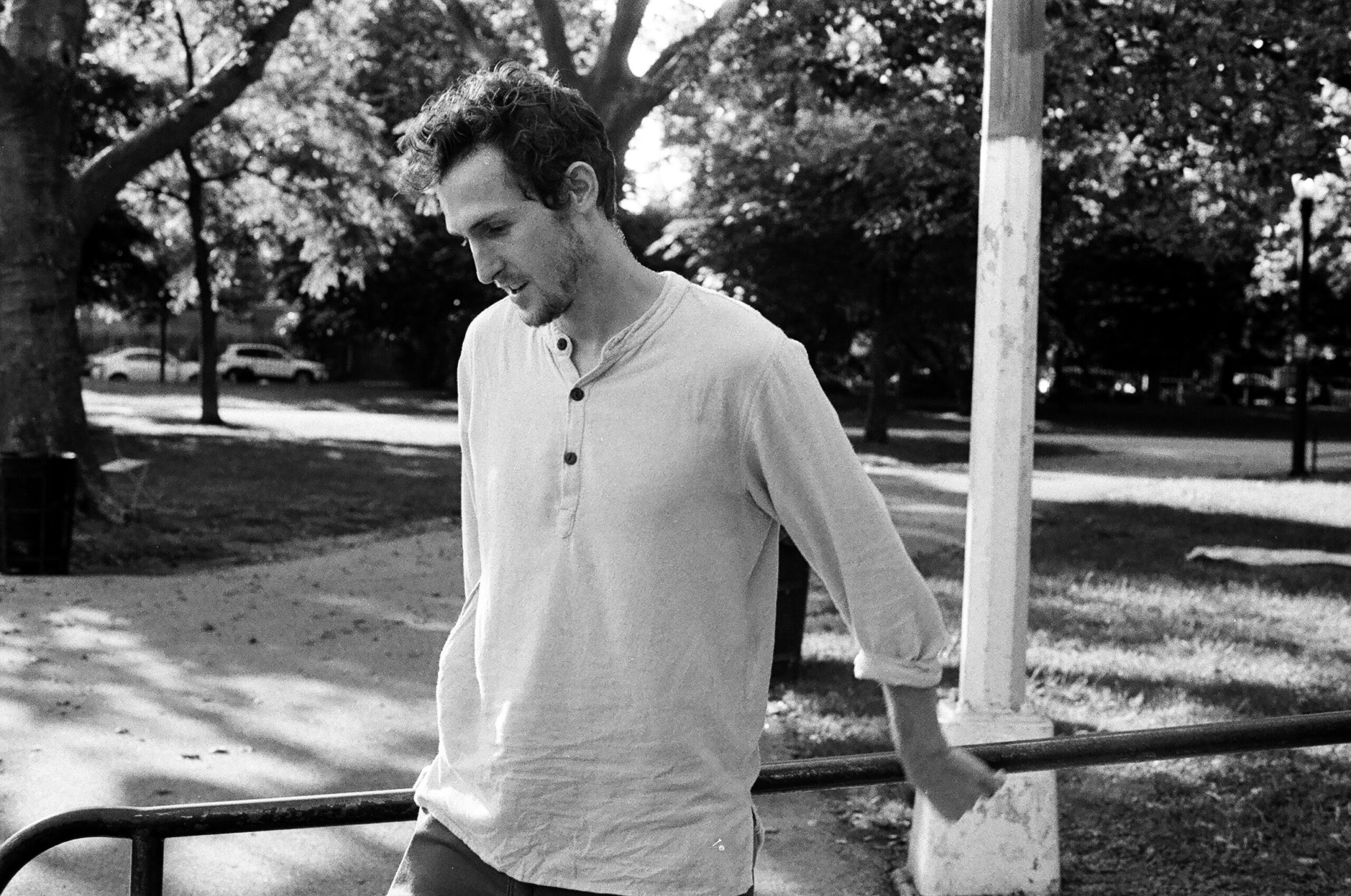 SANTA TRANSMEDIA ANUNCIA O AMERICANO COLIN READ