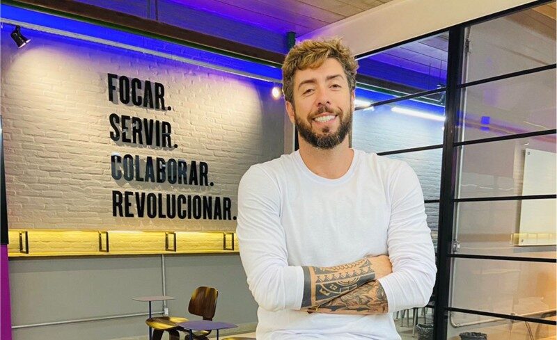 EDU SANI CRIA APLICATIVO BLINKFIT PARA ESPORTISTAS