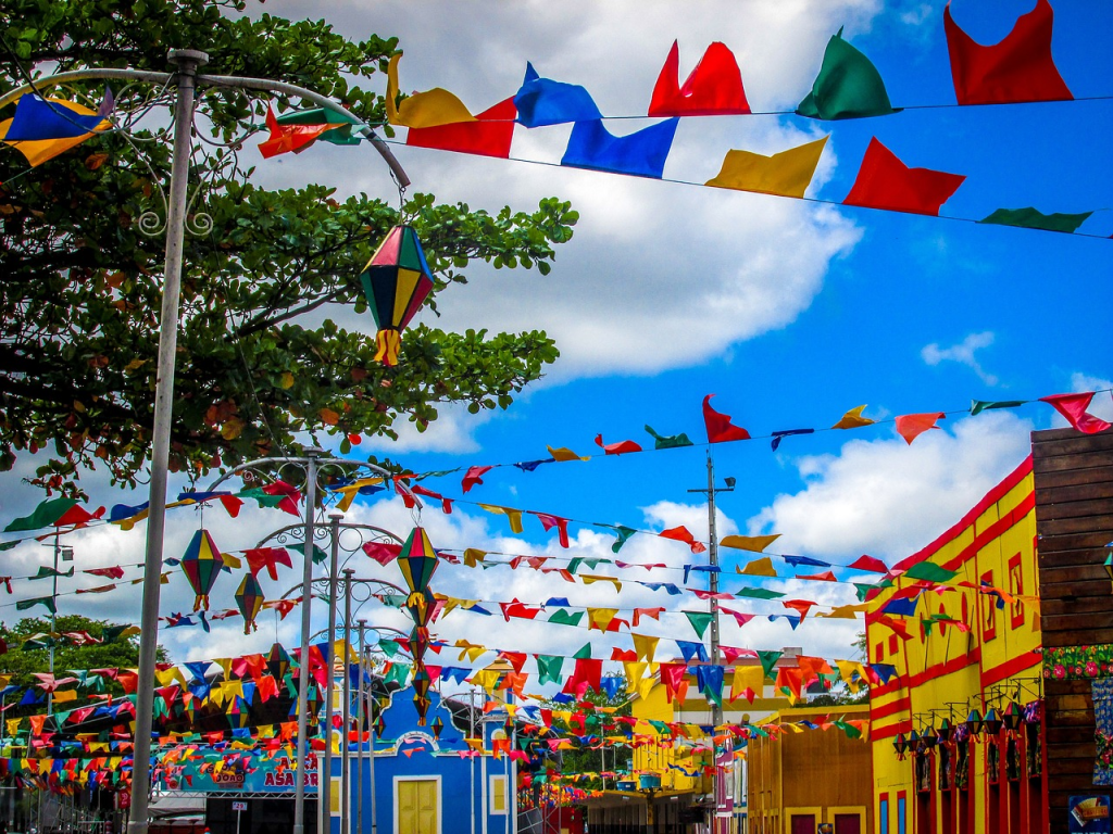 FESTAS JUNINAS APROXIMAM CONSUMIDORES EM AÇÕES DE LIVE MARKETING