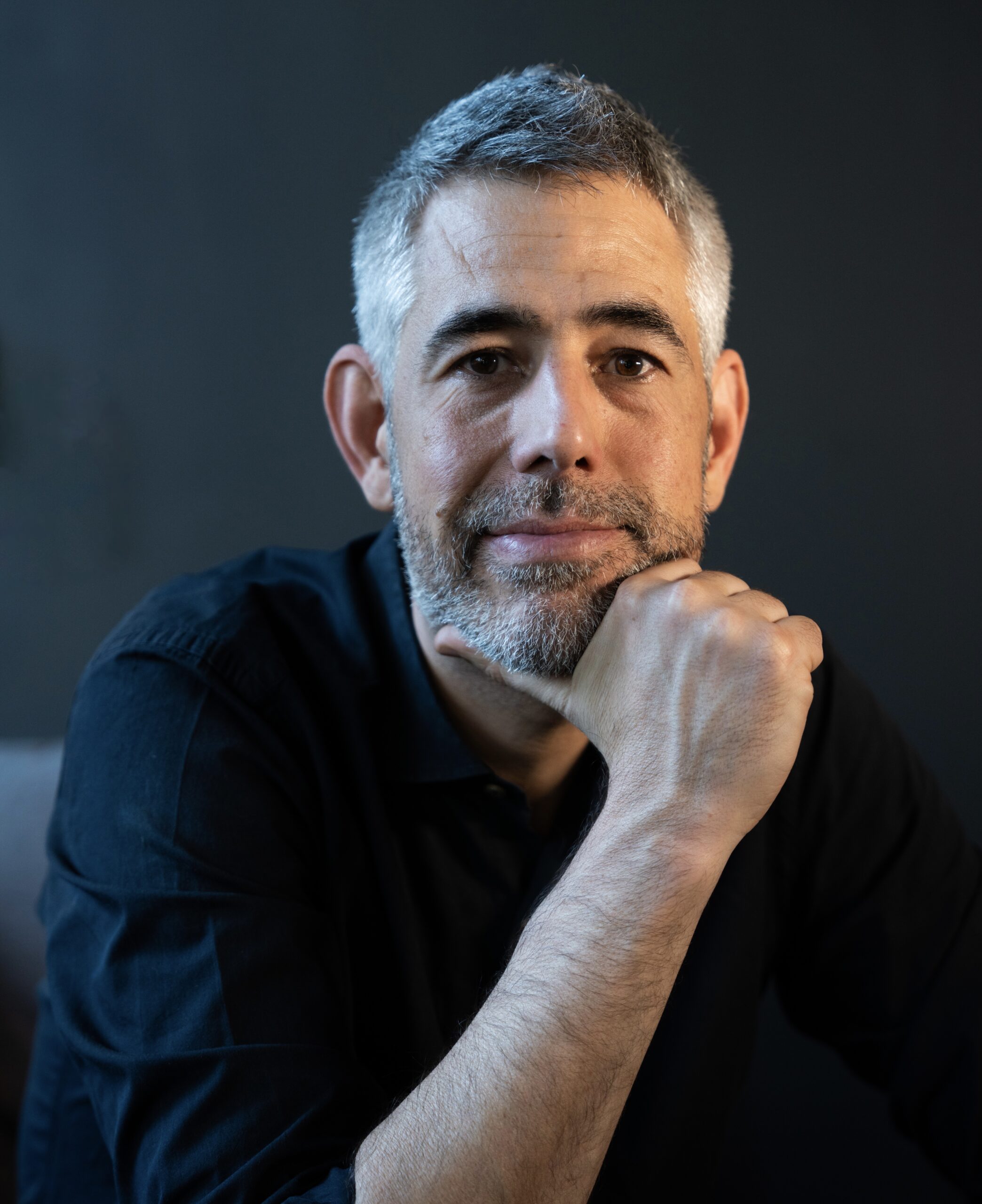 CHEGA DE GURUS NO MARKETING, DECRETA NOVO LIVRO DE NINO CARVALHO