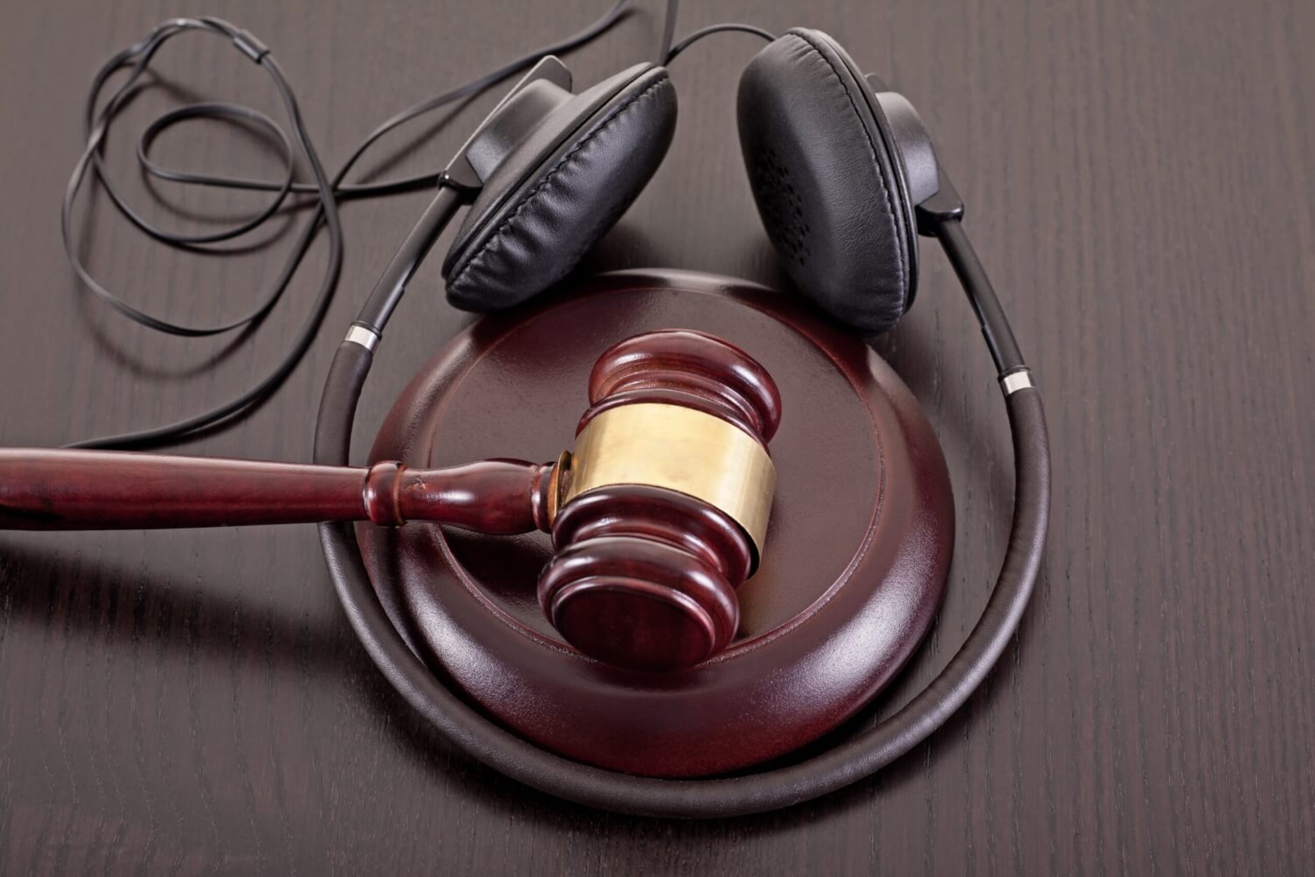 DIREITOS AUTORAIS MUSICAIS E O MERCADO DE MARKETING DE INFLUÊNCIA