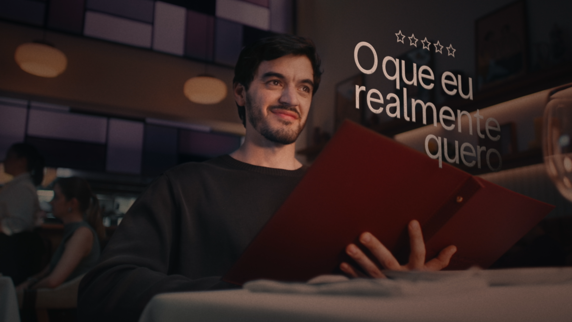 “DE REPENTE, VOCÊ PERCEBE QUE TUDO MUDOU”: CAMPANHA DO NUBANK CROMA FALA DOS BENEFÍCIOS DO NOVO SEGMENTO